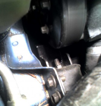 'Retta Ft Eng Mt.jpg (172.32 KiB) Viewed 3898 times Front Engine Mount in my '90 'Retta, using a 3400 block.