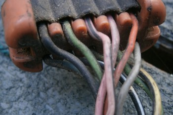 Wr3X00InjWire4b.jpg