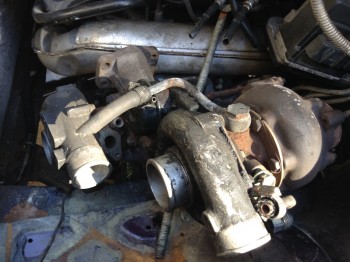 Twin-T2b.jpg (967.06 KiB) Viewed 14921 times A good fit, really. Reclocking would be needed, and obviously a good cleaning... Finally found the car's hidden rust too, will have to cure that up.