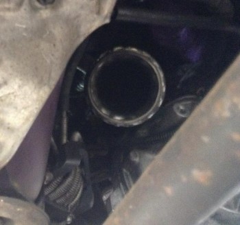 3.4 Downpipe Upshot2b.jpg (134.92 KiB) Viewed 8556 times Straight out and down, clears the sway-bar just fine.